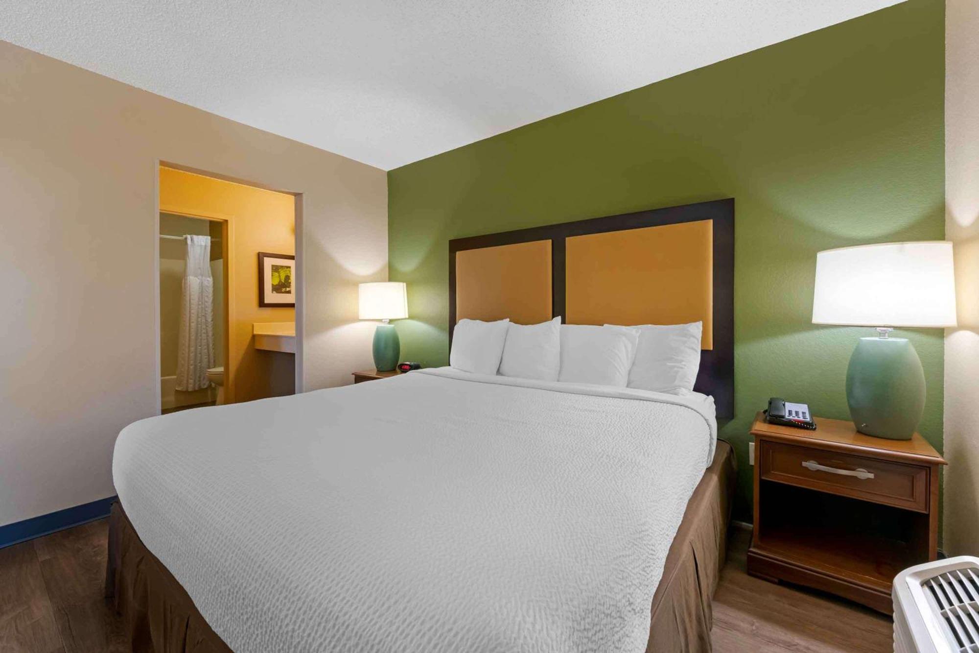 Extended Stay America Suites - Orlando - Convention Center - 6443 Westwood Williamsburg Eksteriør billede