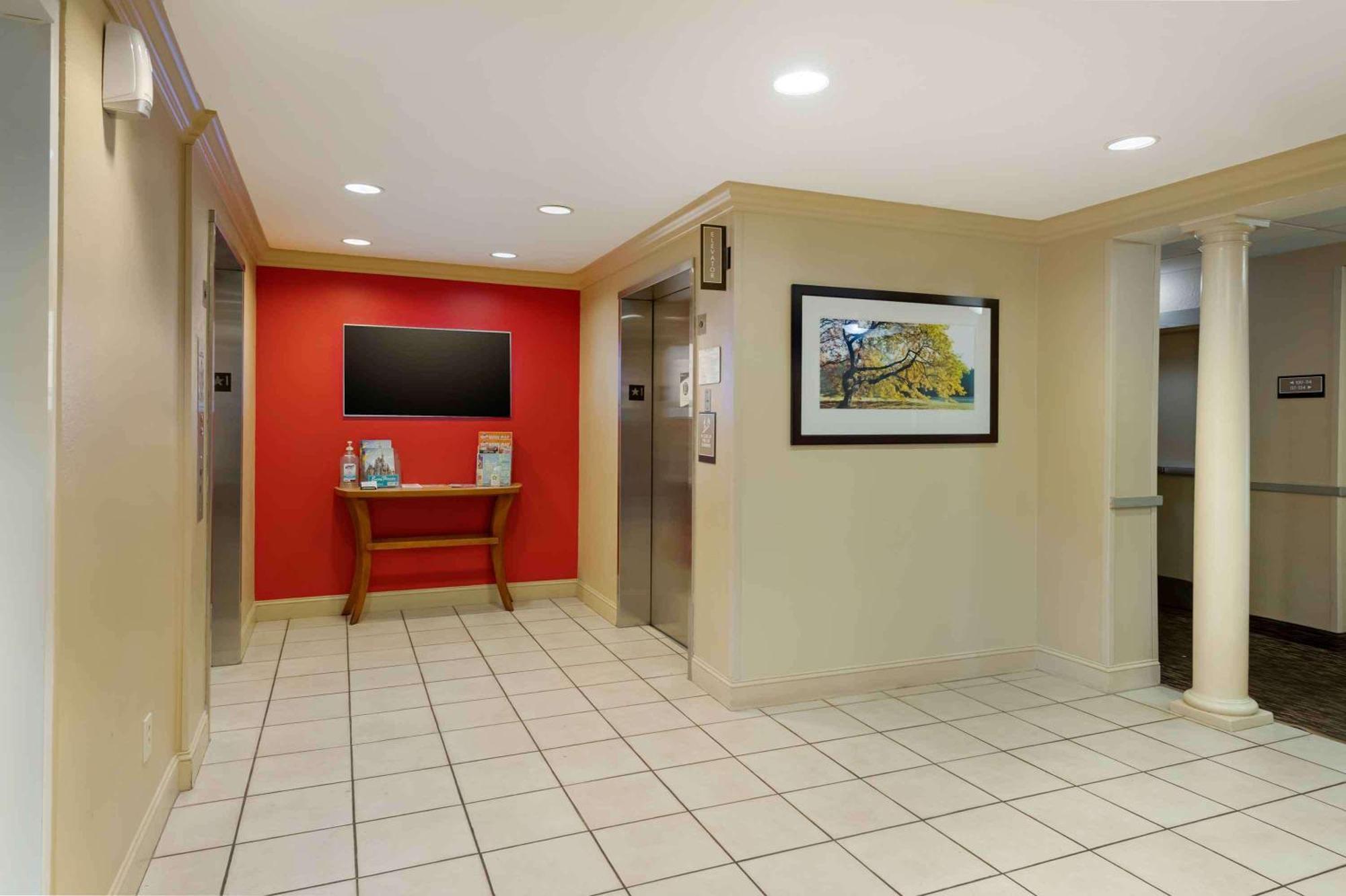 Extended Stay America Suites - Orlando - Convention Center - 6443 Westwood Williamsburg Eksteriør billede